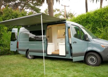 How to convert my van into a home office?