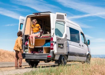 What-Life-Is-Like-In-A-Van-life-daily