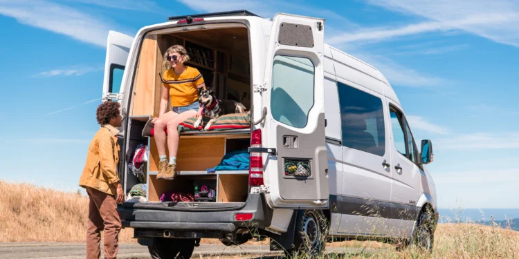 What-Life-Is-Like-In-A-Van-life-daily