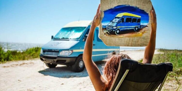A-Guide-To-Living-In-A-Van-And-Getting-Paid-To-Travel-vanlifedaily