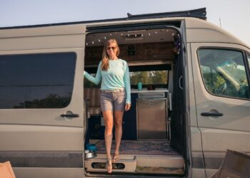 Vanlife-budgeting-and-financial-tips-for-long-term-travel-vanlifedaily