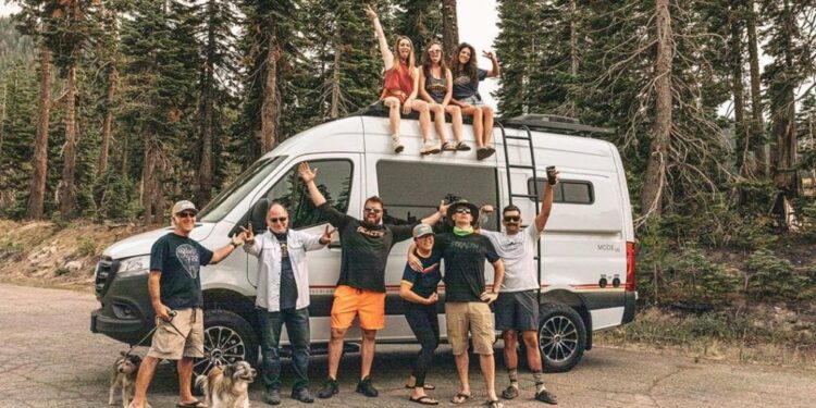 Vanlife-communities-and-the-vanlife-culture-vanlifedaily