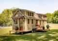 Ditching-Their-Houses-For-The-Tiny-Life-Of-An-RV