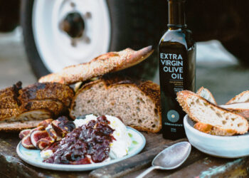 Tips-for-Cooking-Delicious-Meals-on-the-Road-vanlifedaily